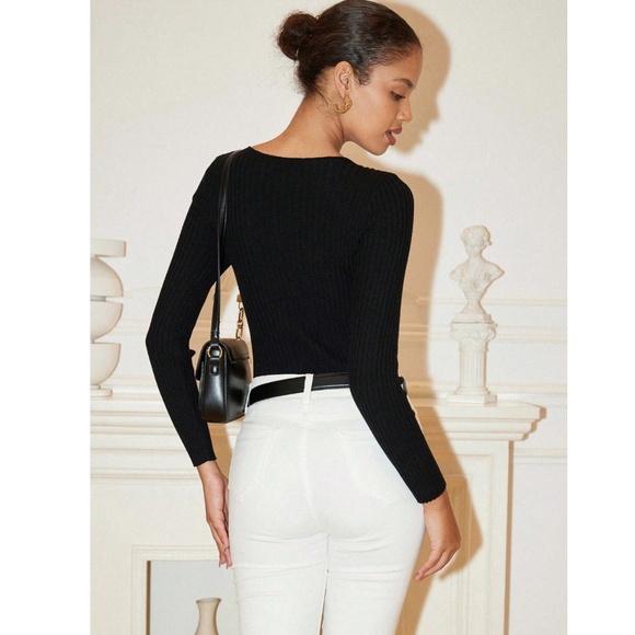 Black Rib Knit Cut Out Keyhole Twisted Detail Long Sleeve Light Sweater Top - Picture 5 of 14